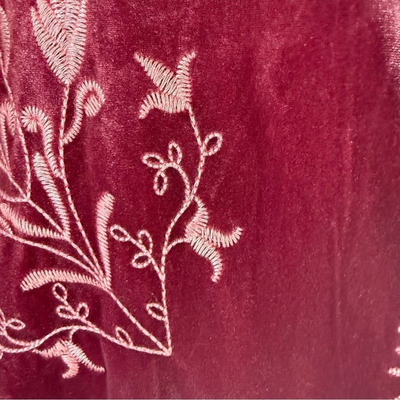 LA BELLUM HILLARY SCOTT Women's S Embroidered pink Velvet Open
Cardigan - Picture 9 of 14